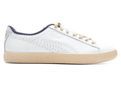Pre-owned Puma Men's  Clyde Service Line Sneakers In White