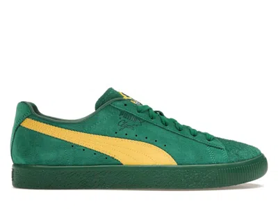 Pre-owned Puma Men's  Clyde Super  Sneakers In Evergreen/sun Ray Yellow