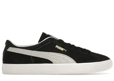 Pre-owned Puma Men's  Suede Vintage Black Sneakers In  Black/ White