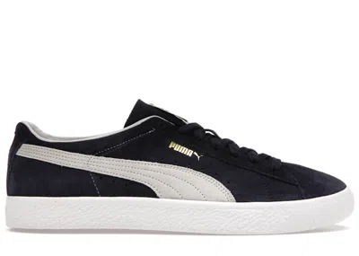 Pre-owned Puma Men's  Suede Vintage Sneakers In Peacoat/ White