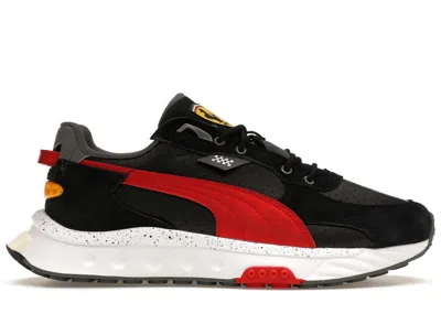 Pre-owned Puma Men's  Wild Rider Scuderia Ferrari Sneakers In Black/rosso Corsa/smoked Pearl