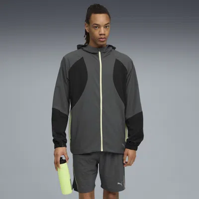 Puma Run Ultraweave Hooded Jacket Men In Gray