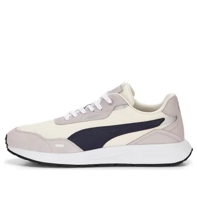 Puma Runtamed 'ivory Navy' In Neutral