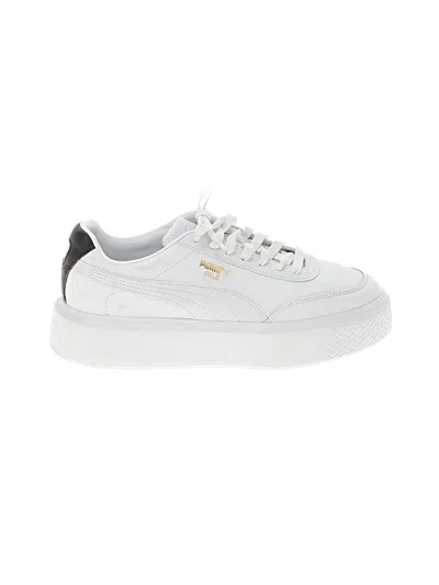 Pre-owned Puma Sneakers In White