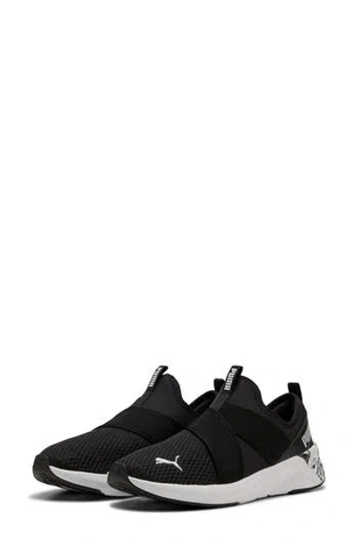Puma Softride Harli Slip-on Sneaker In Black