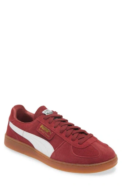 Puma Super Team Suede Trainer In Regal Red - White - Gum