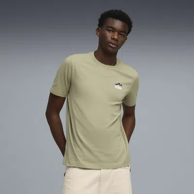 Puma Uma Basket Left Chest T-shirt Men In Green