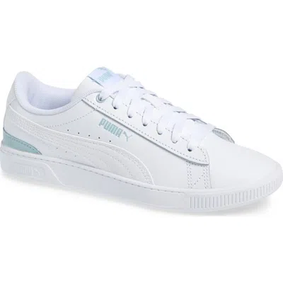 Puma Vikky V3 Sneaker In White