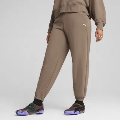 Puma Wardrobe Essentials Women's Relaxed Sweatpants In Brown