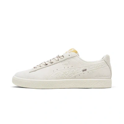 Puma We Are Legends Renaissance Clyde Men's Sneakers In Alpine Snow