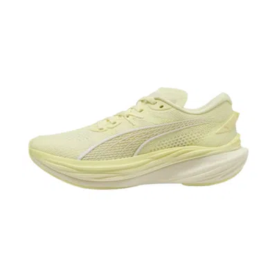 Pre-owned Puma Wmns Deviate Nitro 3  'gold Moon/alpine Snow' | Cream | Women's Size 7.5 In White