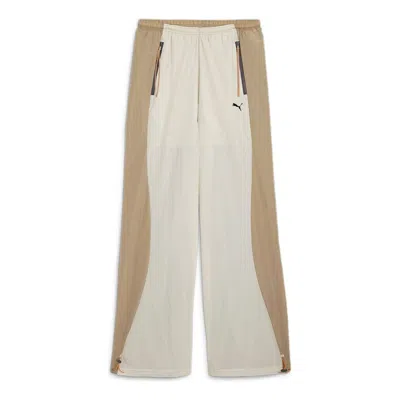 Puma (wmns)  Dare To Parachute Pants 'alpine Snow' In Neutral