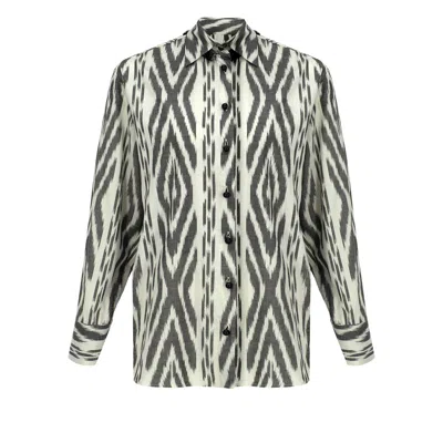 Punicana Women's Chic Shirt In White / Black Geometric Cotton Ikat In White/black