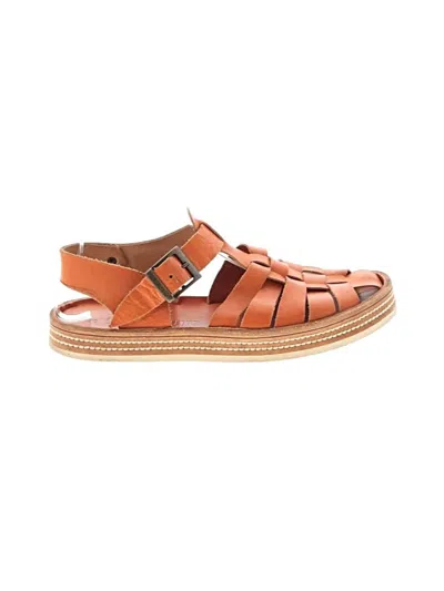 Pre-owned Punto Pigro Sandals In Orange