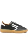 Puraai Classic Lace-up Sneakers In Black