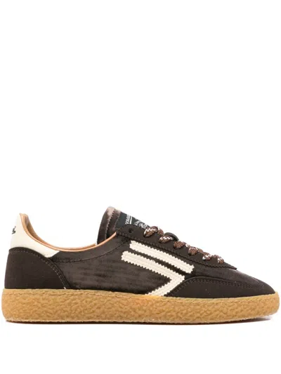 PURAAI STRIPE-DETAIL SNEAKERS