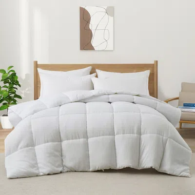 Puredown All Season Polyester Down Alternative Comforter In White