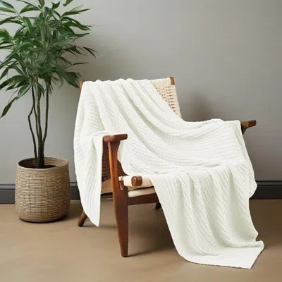 Puredown Natural Ultra Feather Down Throw Blanket In White