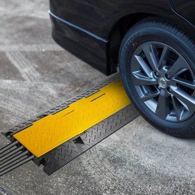 Pyle Cable Protector Cover Ramp In Black;yellow