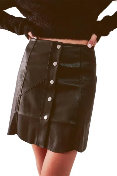 Q2 Button Through Mini In Black