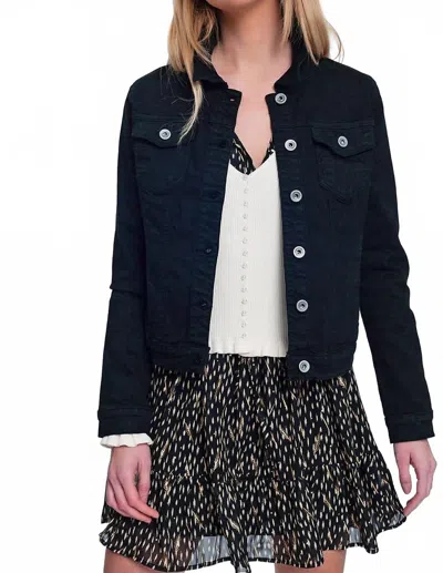 Q2 Denim Trucker Jacket In Black In Blue