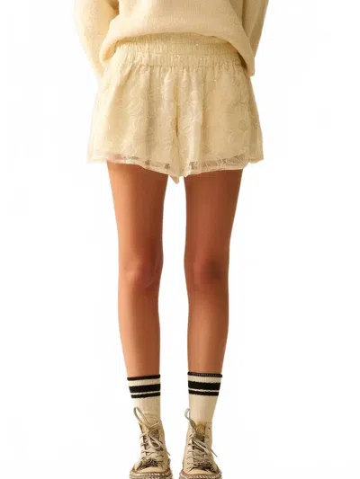 Q2 Embroidered Shorts With Sequins In Cream In Nude