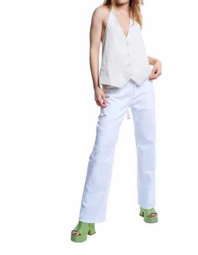 Q2 High Rise Cargo Pants In White In Blue