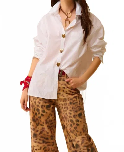 Q2 Oversized Blouse With Heart Buttons In White