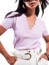Q2 Ribbed V Neck Top In Lilac In Purple