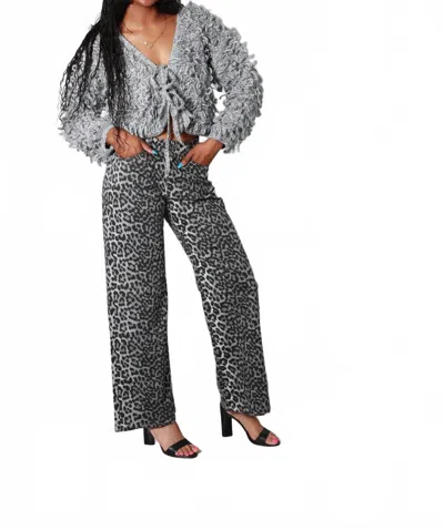 Q2 Shadow Spots Wide Leg Jeans In Grey In Gray