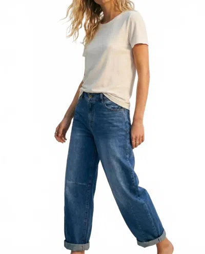 Q2 Soft Touch Essential Round Neck Tee In White