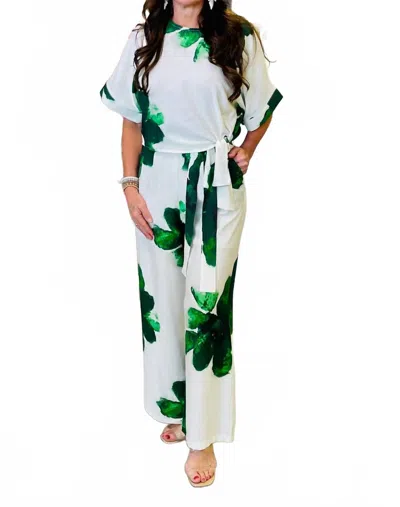 Q2 Tropical Floral Burst Palazzo With Belt Pants In Green In Multi