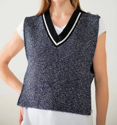 Q2 V-neck Knitted Vest With Open Side In Gray In Blue