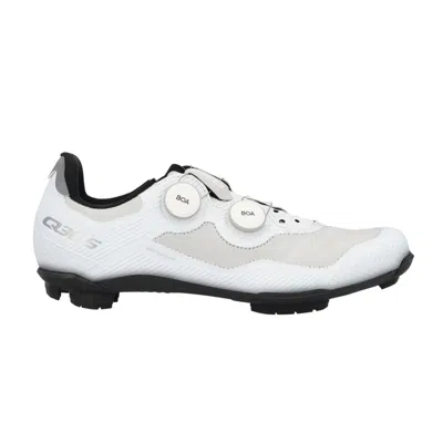 Q36.5 Gregarius Adventure Shoes White Black