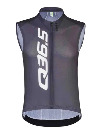 Q36.5 Gregarius Signatur Cyclyng Vest In Silver