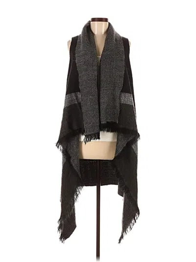 Pre-owned Qed London Poncho In Gray