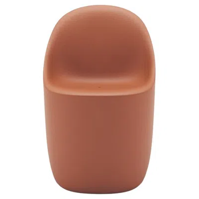 Pre-owned Qeeboo Cobble Chair In Terracotta Recyclable Polyethylene By Elisa Giovannoni In Brown
