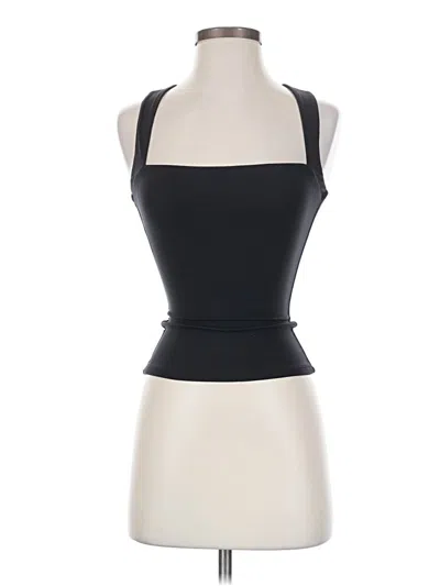 Pre-owned Qinsen Sleeveless Top Black Halter Neckline Tops