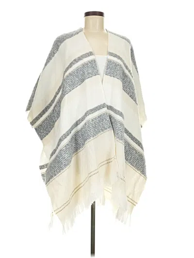 Pre-owned Quagga Poncho In Ivory