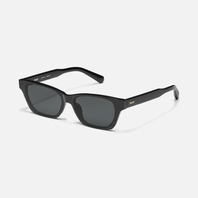 Quay In The City In Dark Tort,brown