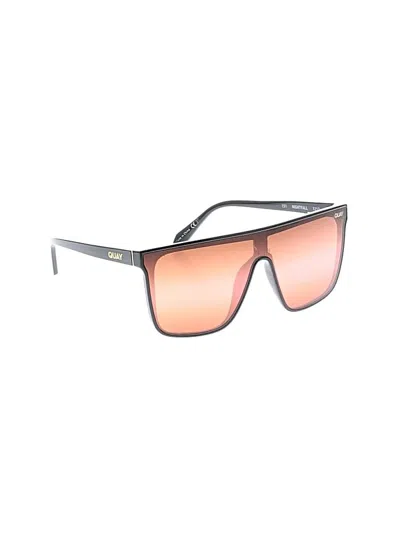Pre-owned Quay Sunglasses In Pink