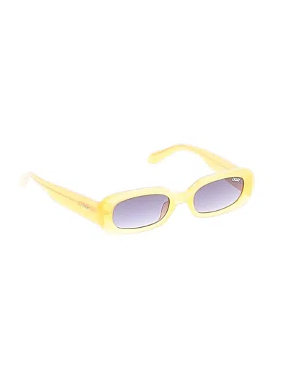 Pre-owned Quay Sunglasses In Yellow