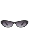 Quay X Guizio Slate Cat Eye Sunglasses In 黑色 & 烟灰色