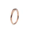 Qudo Basic Ring Fine In Rose Gold In Pink
