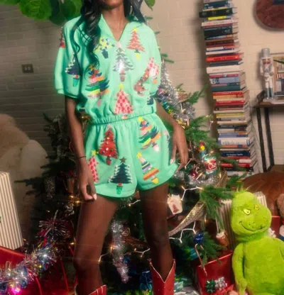 Queen Of Sparkles Colorblock Tree's Short In Green