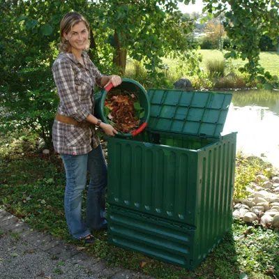 Quikfurn Outdoor Composting 110-gallon Composter Recycle Plastic Compost Bin - Green