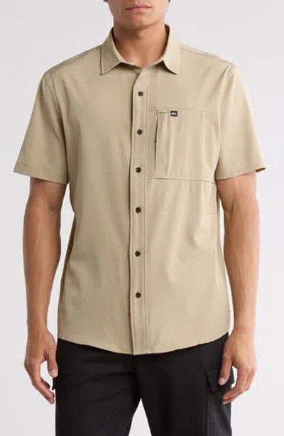 Quiksilver Alban Short Sleeve Button-up Shirt