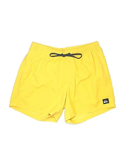 Pre-owned Quiksilver Athletic Shorts In Yellow