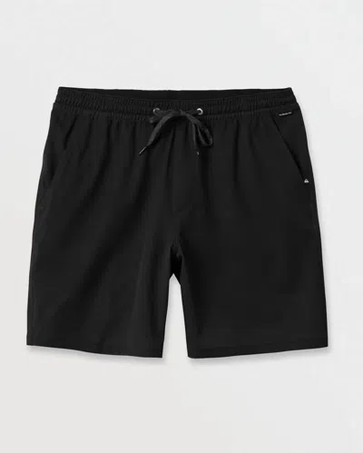 QUIKSILVER MEN'S TAXER AMPHIBIAN HYBRID SHORTS IN BLACK