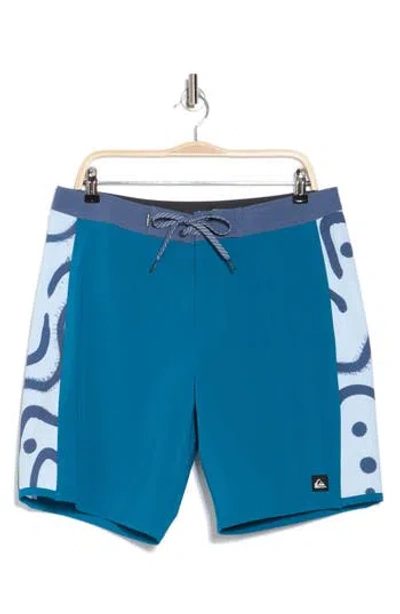 Quiksilver Surfsilk Arch Board Shorts In Ink Blue